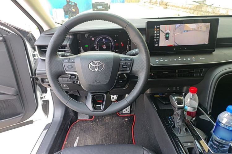 Used Toyota Camry 2026 Model Dual-Engine 2.0HSE Sport Lite Edition Steering Wheel