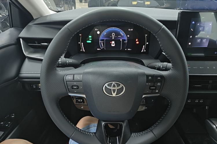 Used Toyota Camry 2026 Model Dual-Engine 2.0HSE Sport Lite Edition Steering Wheel