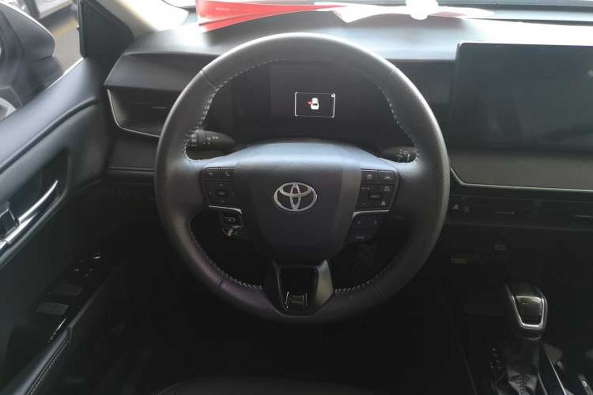 Used Toyota Camry 2026 Model Dual-Engine 2.0HSE Sport Lite Edition Steering Wheel