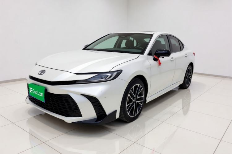 Toyota Camry 2026 Model Dual-Engine 2.0HSE Sport Lite Edition