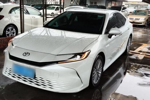 Used Toyota Camry 2026 Model Dual-Engine 2.0HGVP Luxury Edition