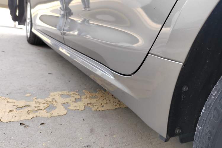 Used Toyota Corolla 2019 1.2T S-CVT GL-i Luxury Edition Left Side Sill