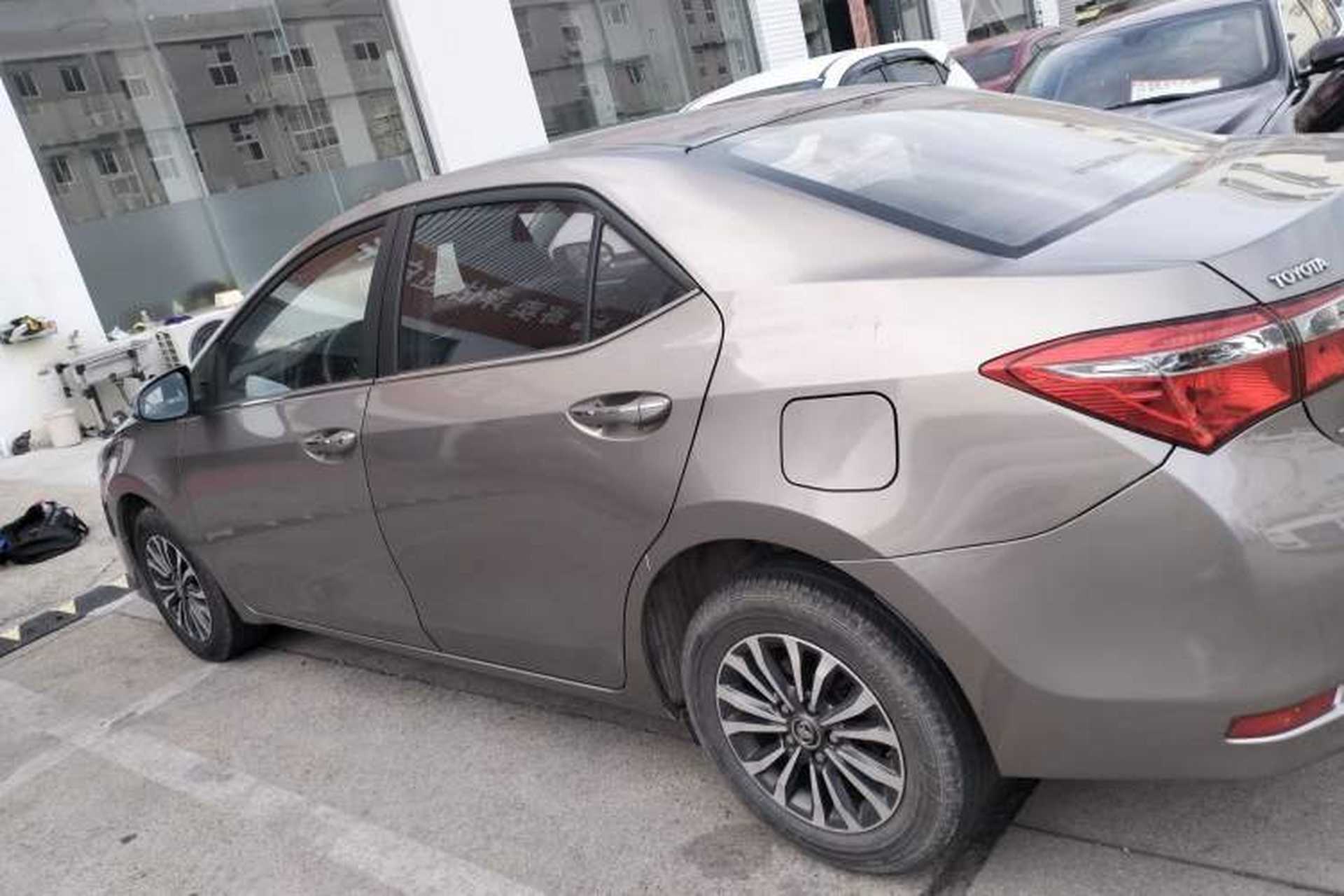 Used Toyota Corolla 2017 Revised Version 1.2T S-CVT GL Left Side