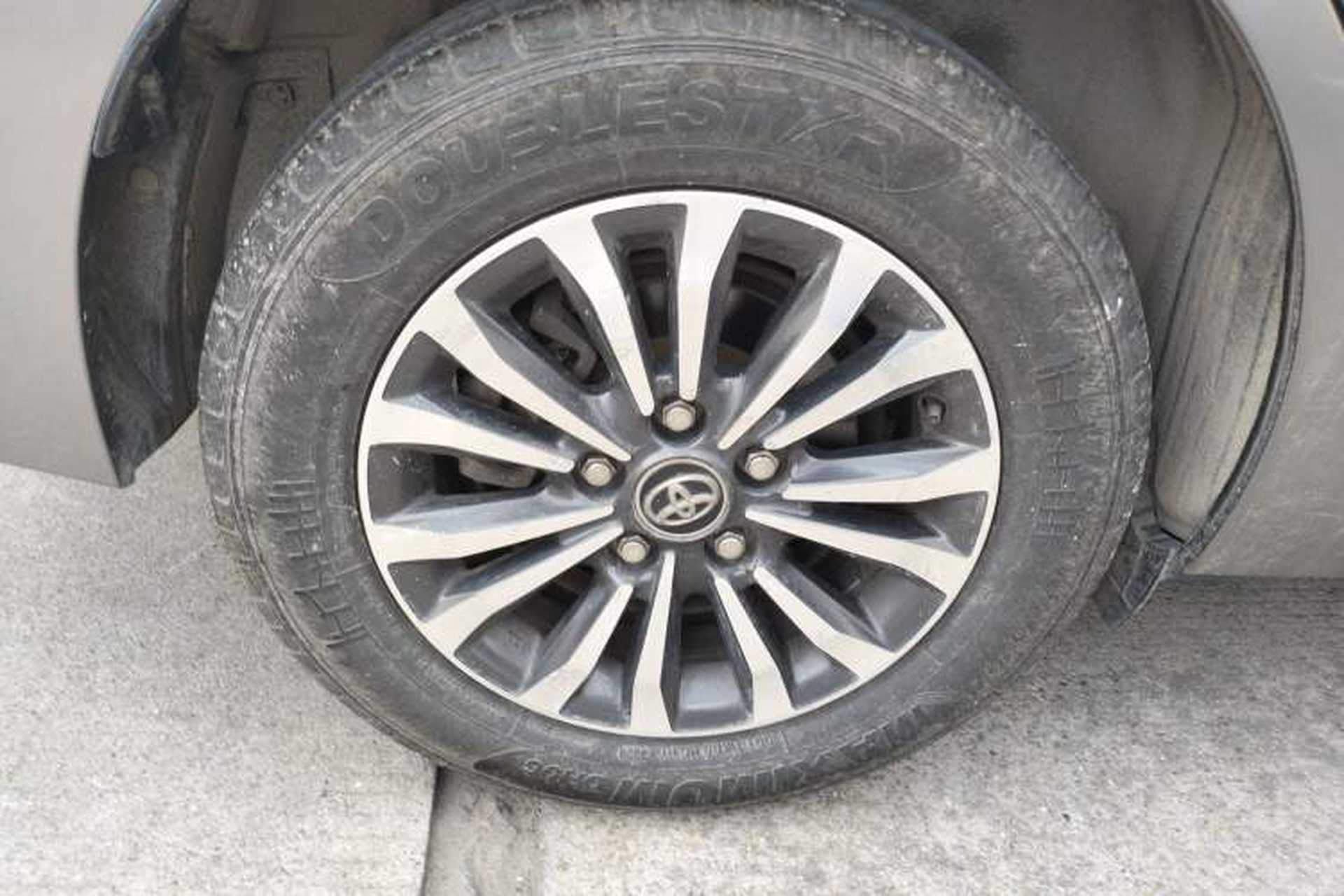 Used Toyota Corolla 2017 Revised Version 1.2T S-CVT GL Right Rear Wheel Hub