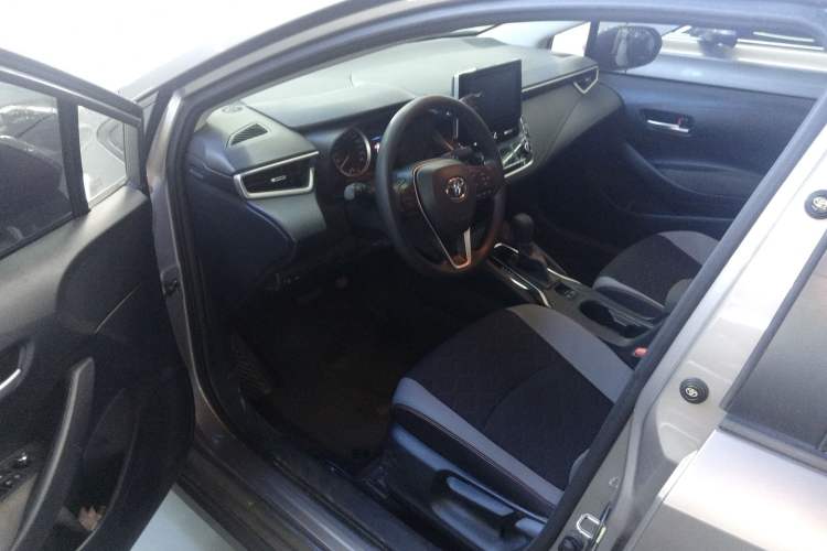 Used Toyota Corolla 2021 1.2T S-CVT Elite PLUS Edition Interior 3