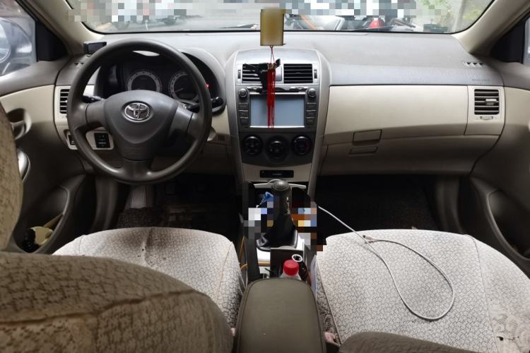 Used Toyota Corolla 2007 1.6L Manual GL Center Console