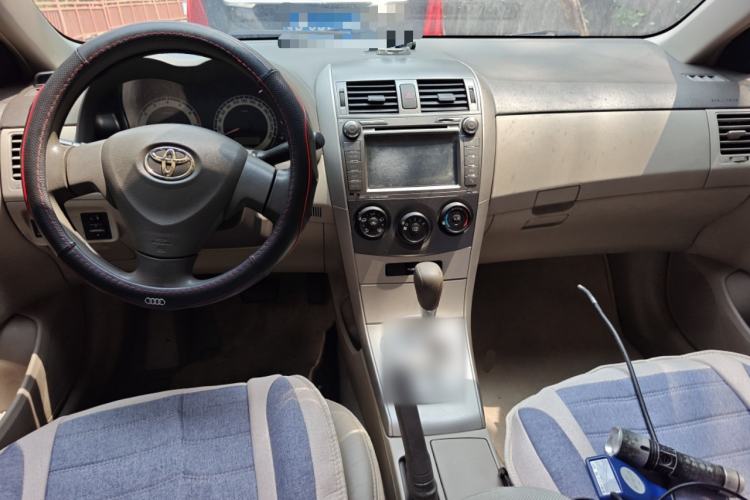 Used Toyota Corolla 2007 1.6L Automatic GL Center Console