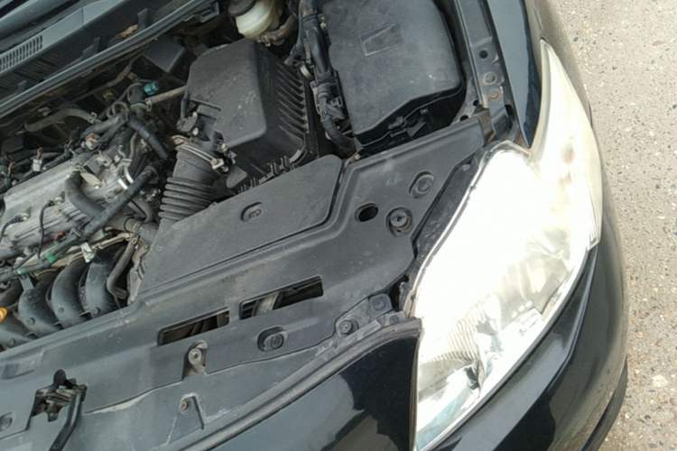 Used Toyota Corolla 2007 1.6L Manual GL Engine Bay Left