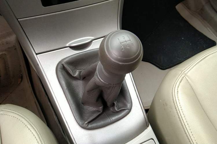 Used Toyota Corolla 2007 1.6L Manual GL Gear Lever