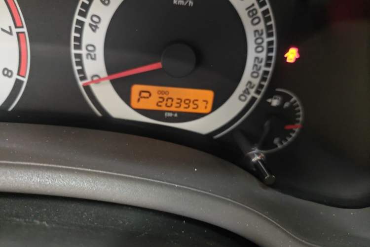 Used Toyota Corolla 2007 1.8L Automatic GL-i Odometer Close Up