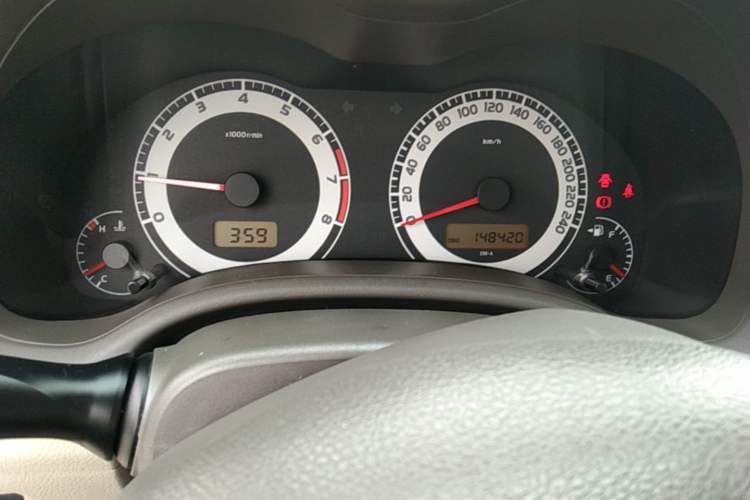 Used Toyota Corolla 2007 1.6L Manual GL Odometer Close Up