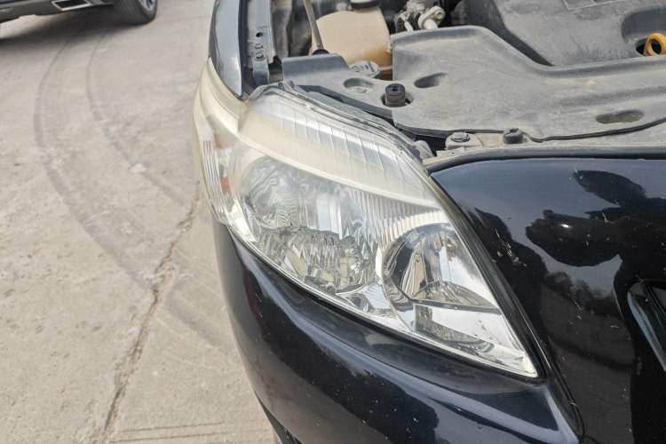 Used Toyota Corolla 2007 1.6L Automatic GL Right Front Headlight