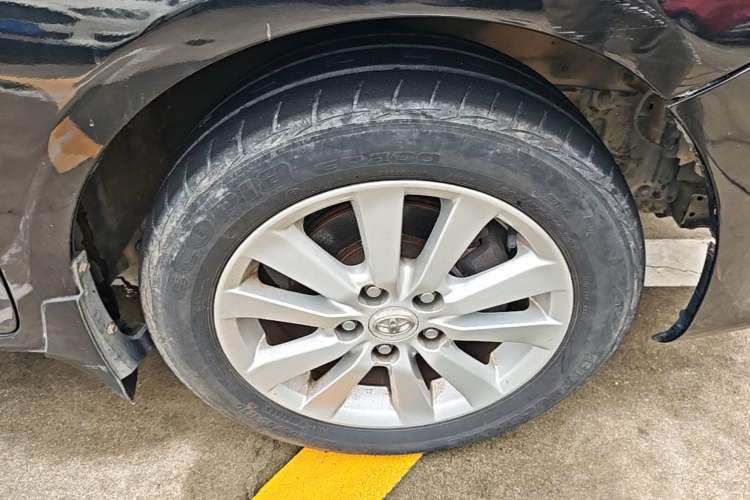 Used Toyota Corolla 2007 1.8L Automatic PREMIUM Right Front Wheel Hub