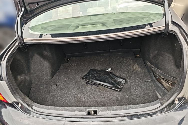 Used Toyota Corolla 2007 1.8L Automatic PREMIUM Trunk