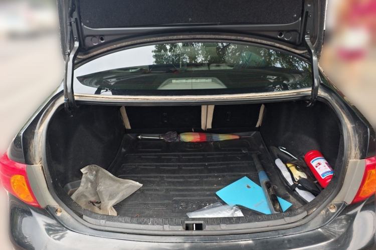 Used Toyota Corolla 2007 1.6L Manual GL Trunk