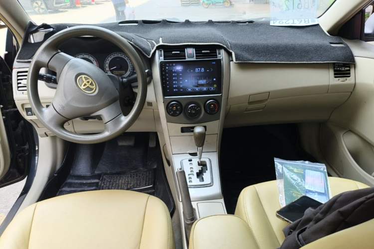 Used Toyota Corolla 2007 1.6L Automatic GL Center Console