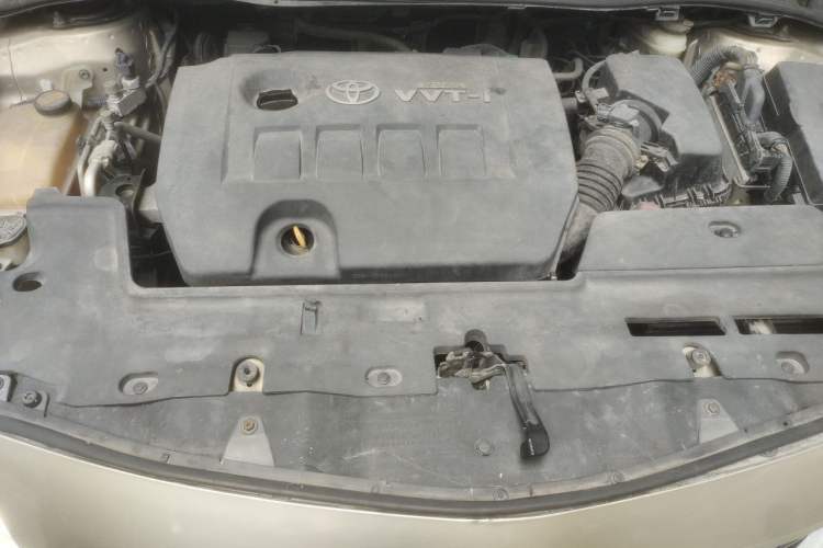 Used Toyota Corolla 2007 1.8L Automatic GLX-i Engine Bay