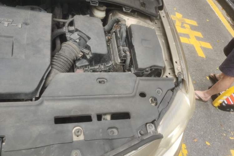 Used Toyota Corolla 2007 1.8L Automatic GLX-i Engine Bay Left