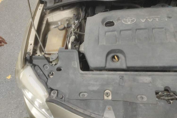 Used Toyota Corolla 2007 1.8L Automatic GLX-i Engine Bay Right