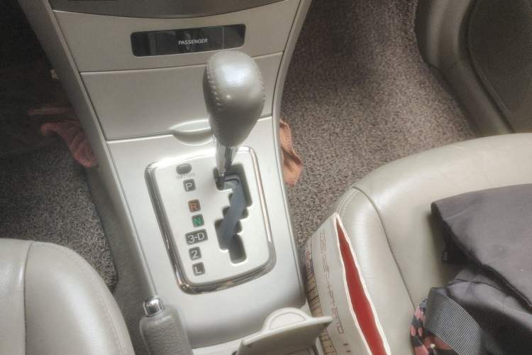 Used Toyota Corolla 2007 1.8L Automatic GLX-i Gear Lever