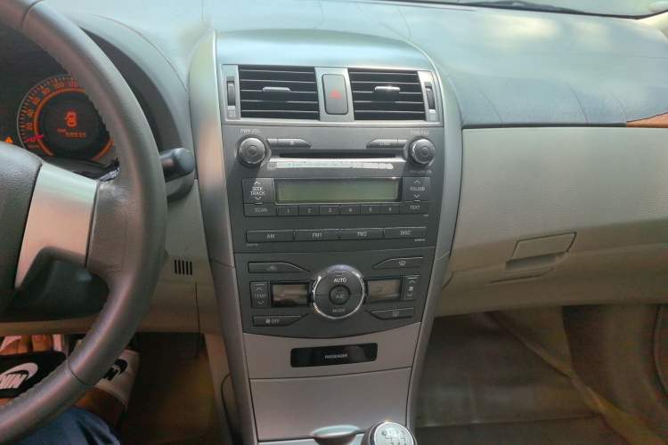 Used Toyota Corolla 2007 1.8L Manual GLX-i Audio And AC Panel