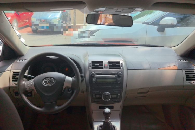 Used Toyota Corolla 2007 1.8L Manual GLX-i Center Console