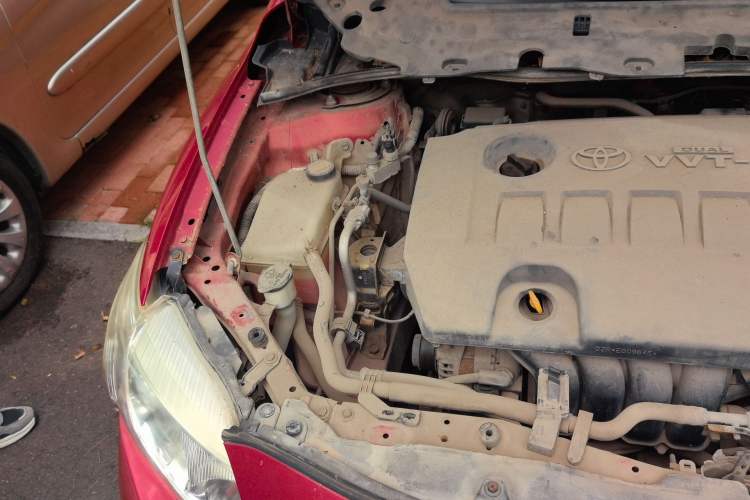 Used Toyota Corolla 2007 1.8L Manual GLX-i Engine Bay Right