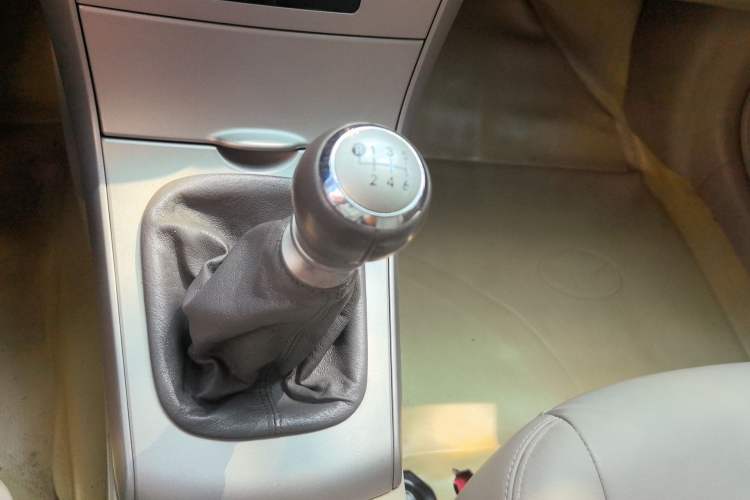 Used Toyota Corolla 2007 1.8L Manual GLX-i Gear Lever