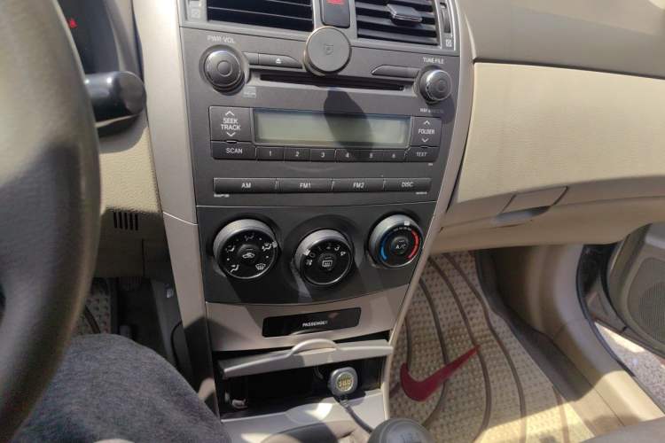 Used Toyota Corolla 2007 1.6L Manual GL Audio And AC Panel
