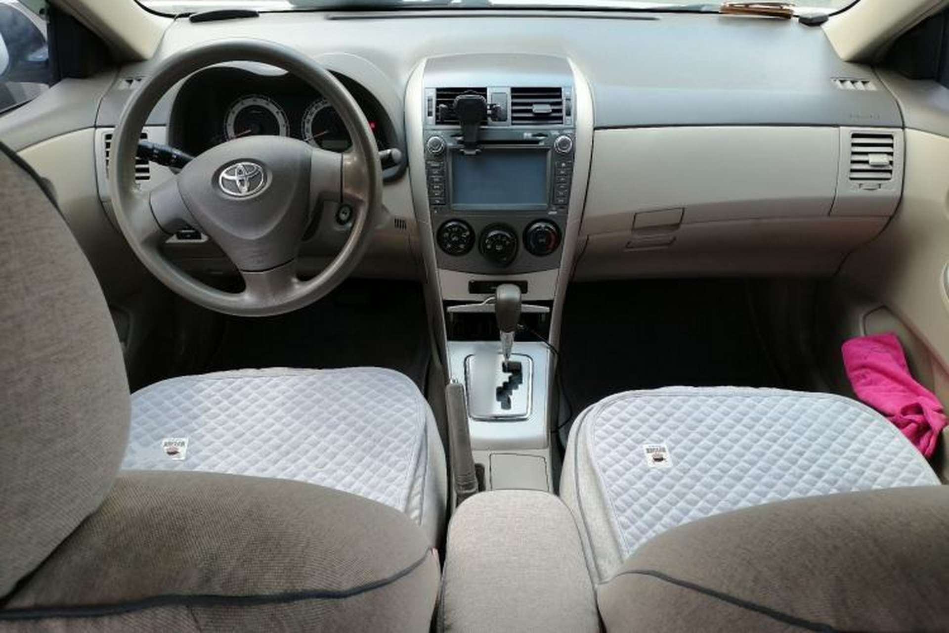 Used Toyota Corolla 2007 1.6L Automatic GL Center Console