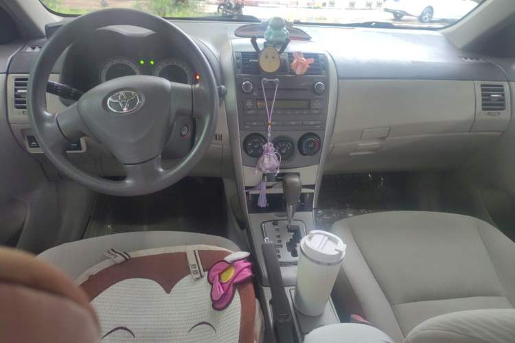Used Toyota Corolla 2007 1.6L Automatic GL Center Console
