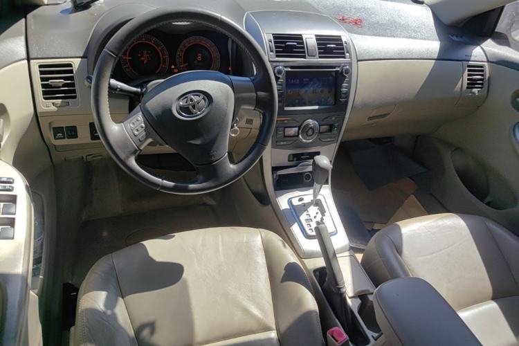 Used Toyota Corolla 2007 1.8L Automatic GLX-i Center Console