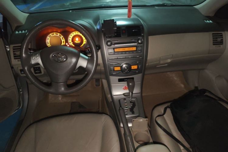 Used Toyota Corolla 2007 1.8L Automatic GLX-i Center Console