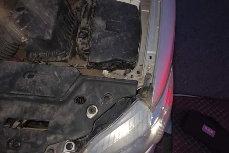 Used Toyota Corolla 2007 1.6L Automatic GL Engine Bay Left