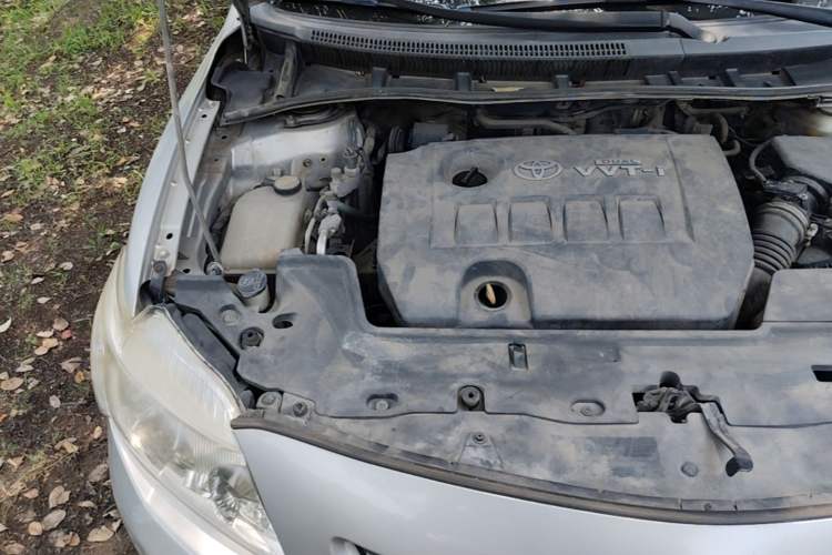 Used Toyota Corolla 2007 1.6L Manual GL Engine Bay Right