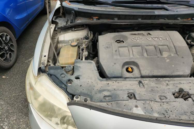 Used Toyota Corolla 2007 1.8L Automatic GL-i Engine Bay Right