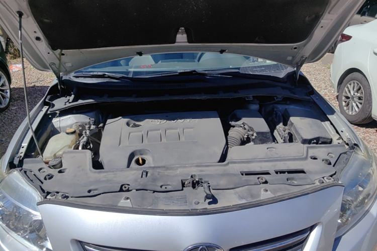 Used Toyota Corolla 2007 1.8L Automatic GLX-i Engine Bay