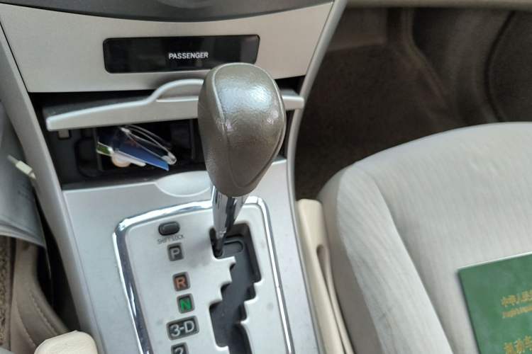 Used Toyota Corolla 2007 1.6L Automatic GL Gear Lever