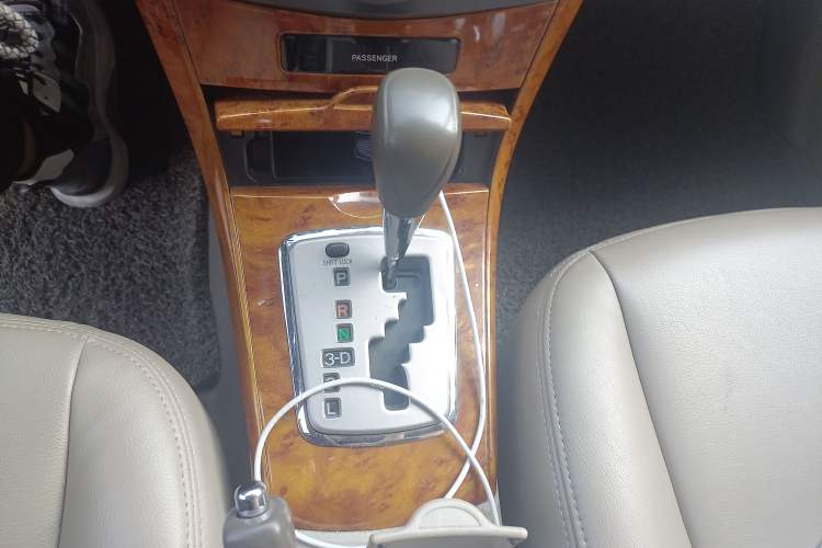 Used Toyota Corolla 2007 1.6L Automatic GL Gear Lever