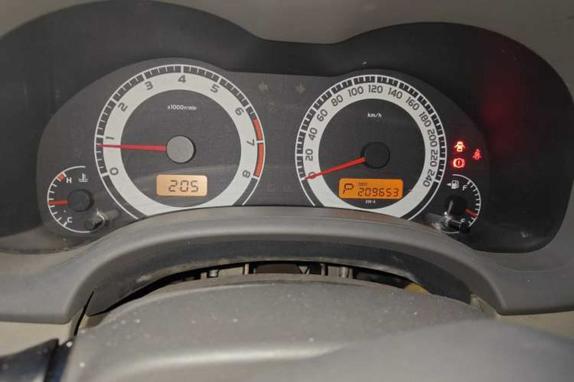 Used Toyota Corolla 2007 1.6L Automatic GL Instrument Cluster