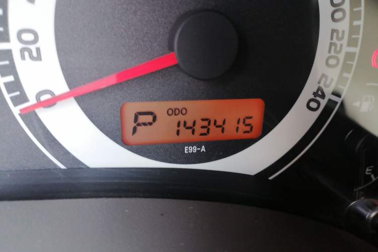 Used Toyota Corolla 2007 1.6L Automatic GL Odometer Close Up