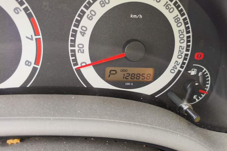 Used Toyota Corolla 2007 1.6L Automatic GL Odometer Close Up