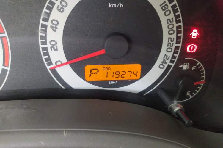 Used Toyota Corolla 2007 1.6L Automatic GL Odometer Close Up