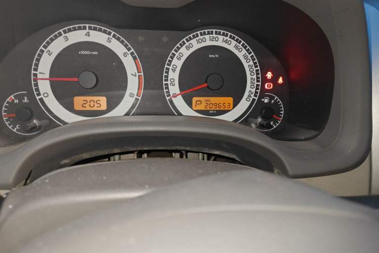Used Toyota Corolla 2007 1.6L Automatic GL Odometer Close Up
