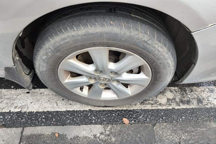 Used Toyota Corolla 2007 1.6L Automatic GL Right Front Wheel Hub