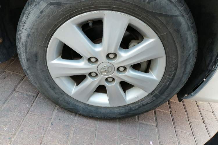 Used Toyota Corolla 2007 1.6L Automatic GL Right Front Wheel Hub