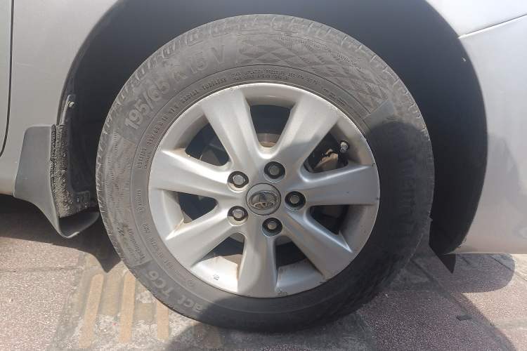 Used Toyota Corolla 2007 1.6L Automatic GL Right Front Wheel Hub