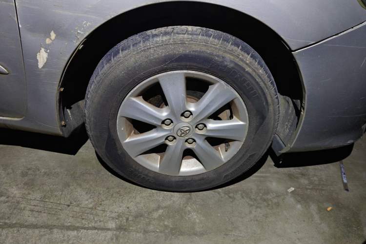 Used Toyota Corolla 2007 1.6L Manual GL Right Front Wheel Hub