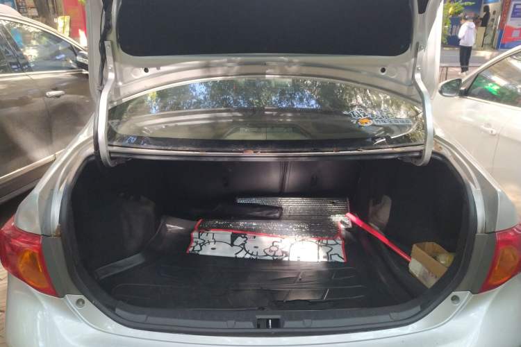 Used Toyota Corolla 2007 1.6L Automatic GL Trunk