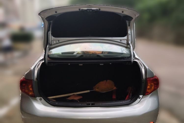 Used Toyota Corolla 2007 1.6L Automatic GL Trunk